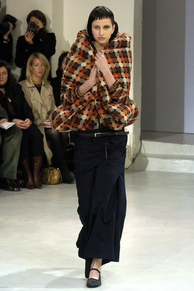 Look 11